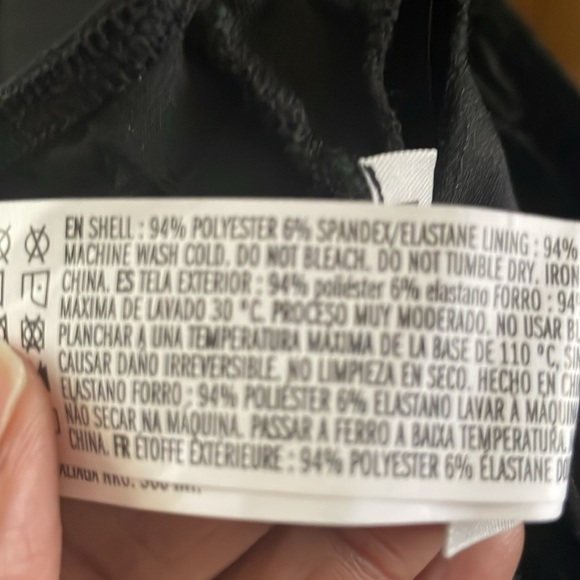 Forever 21 Textured Sports Bra  NWT - Picture 4 of 4